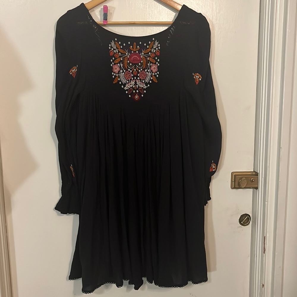 Free people black flowy dress. Size xs runs large